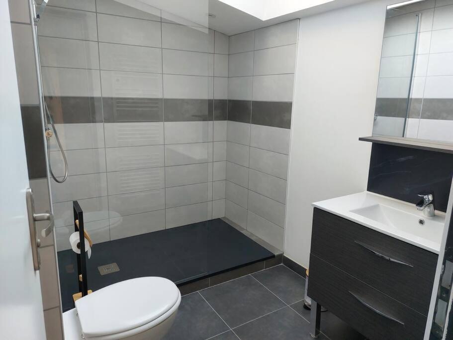 Appartement Moderne Hyper Centre Ville 4 Chambres Auray Buitenkant foto